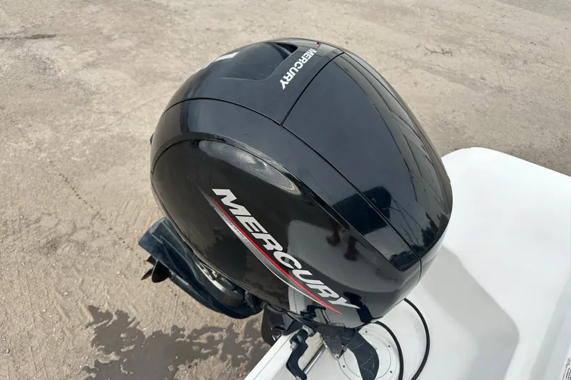 Slide: The Image of 2023 Bayliner VR4 Bowrider OB with Mercury outboard motor. - 13