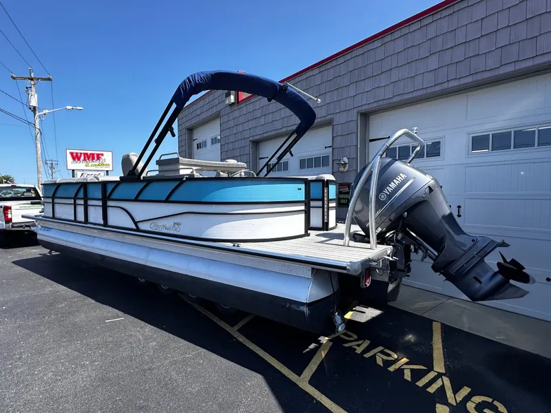 Slide: The Image of 2020 Misty Harbor 2585 Biscayne Bay CE pontoon boat with Yamaha outboard motor. - 4