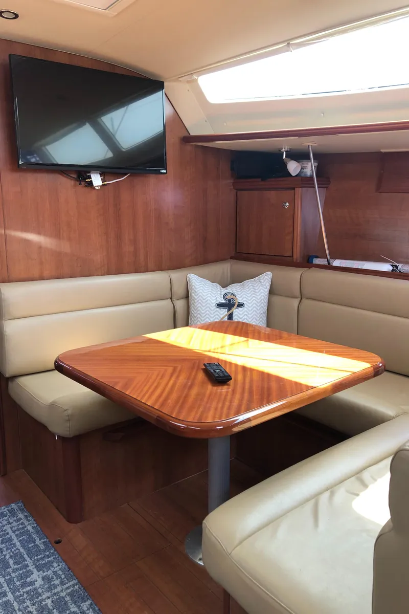 Slide: The Image of Marlow-Hunter 37 2016 - 100