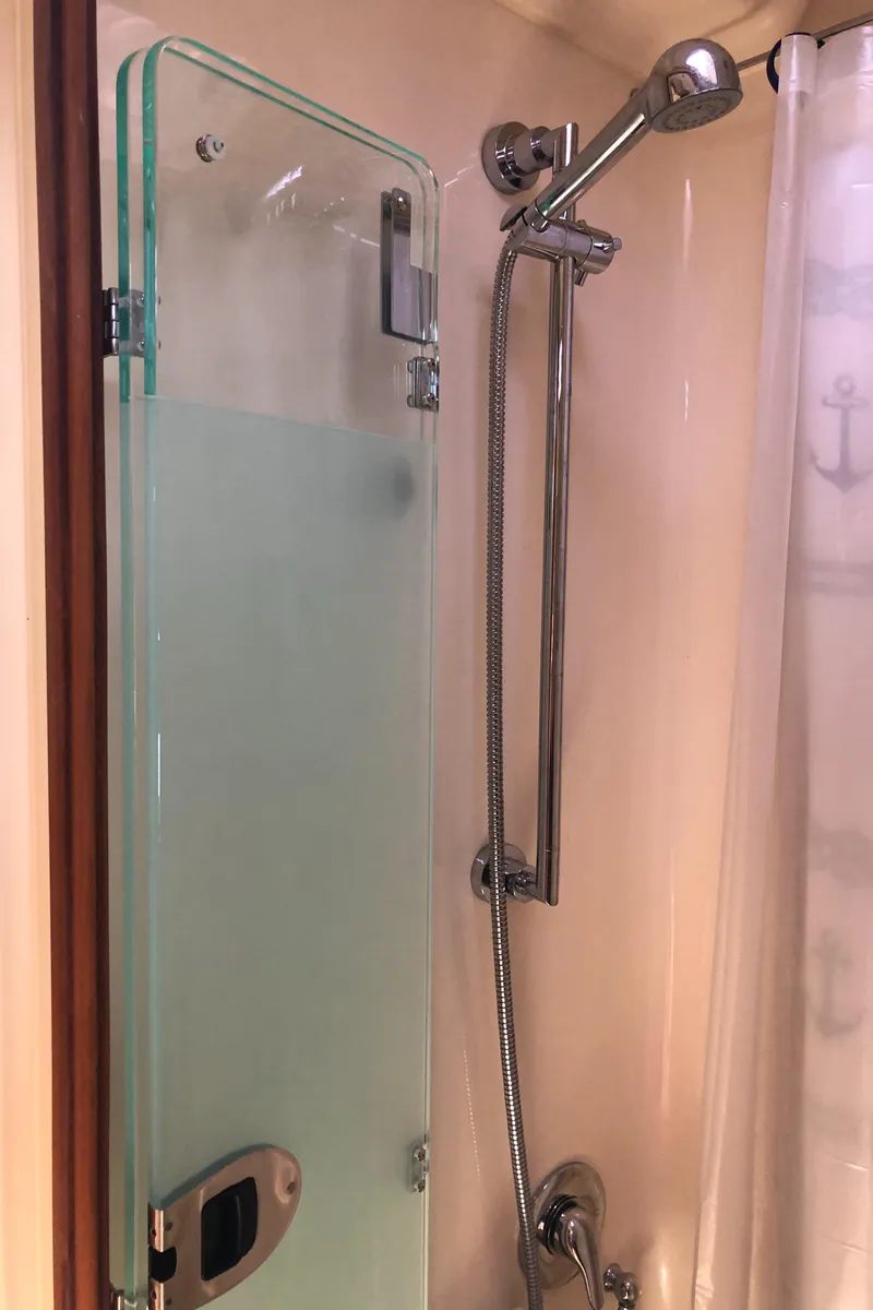 Slide: The Image of Marlow-Hunter 37 2016 - 104