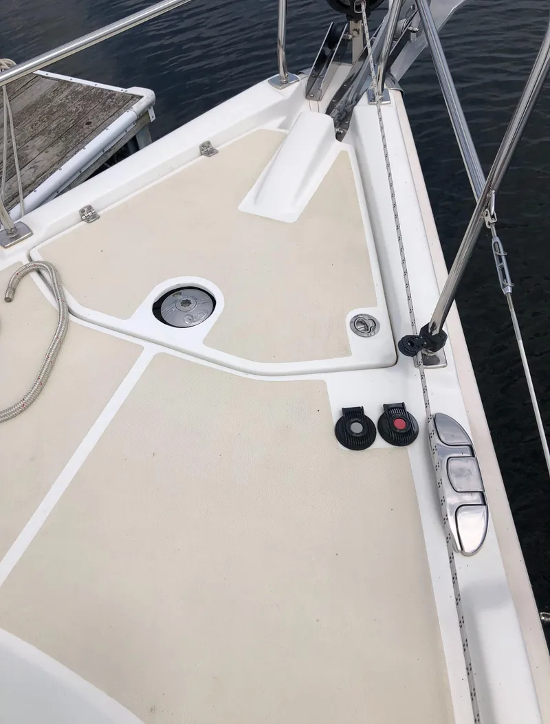 Slide: The Image of Deck of 2016 Marlow-Hunter 37 sailboat with ropes and fittings. - 9