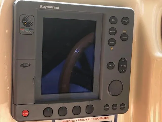 Slide: The Image of Raymarine RL70C display on 2003 Meridian 411 yacht dashboard. - 21