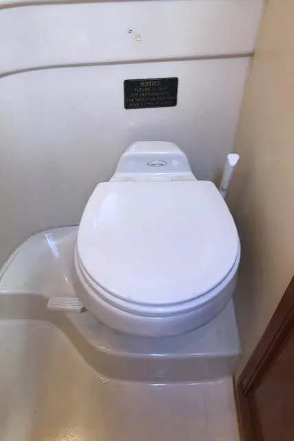 Slide: The Image of Meridian 411 Sedan 2003 - 50