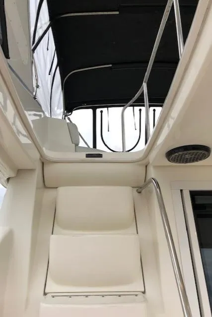 Slide: The Image of Meridian 411 Sedan 2003 - 51