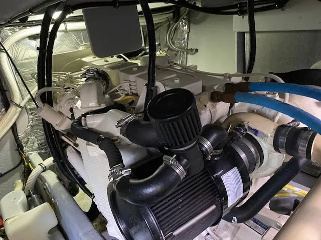 Slide: The Image of Meridian 411 Sedan 2003 - 67