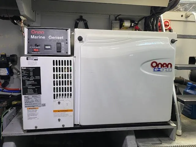 Slide: The Image of Meridian 411 Sedan 2003 - 69