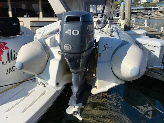 Slide: The Image of Meridian 411 Sedan 2003 - 75