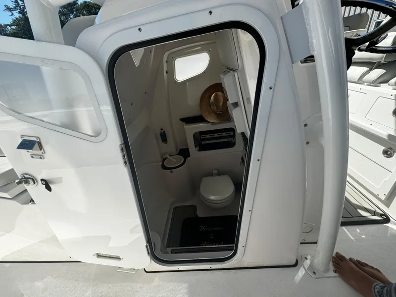 Slide: The Image of Sea Fox 288 Commander 2022 - 12