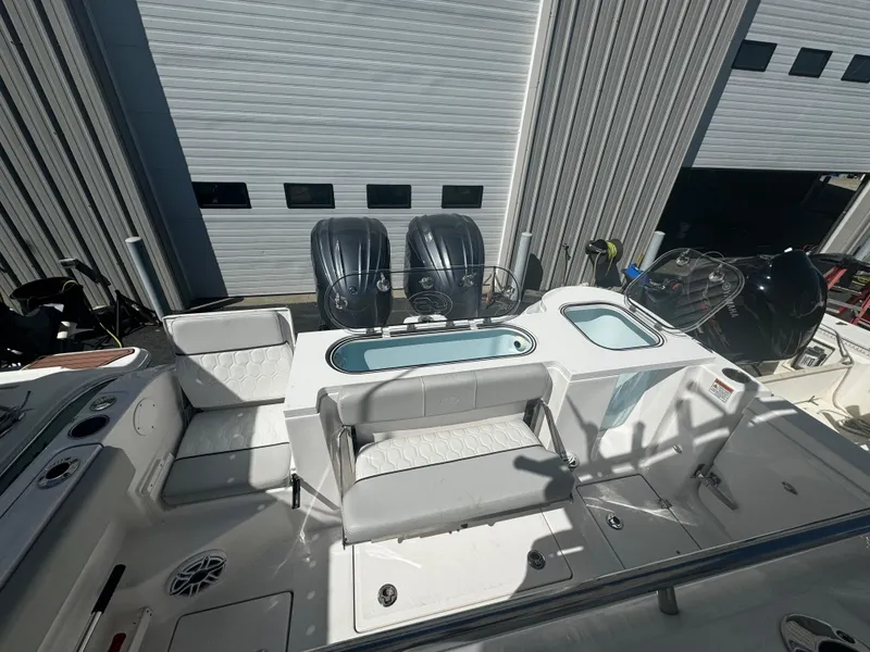 Slide: The Image of Sea Fox 288 Commander 2022 - 6