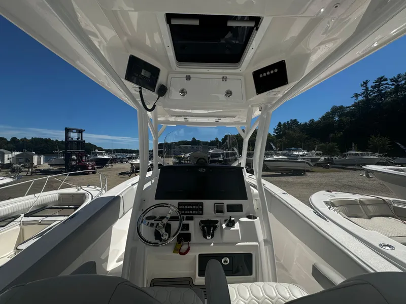 Slide: The Image of Sea Fox 288 Commander 2022 - 8