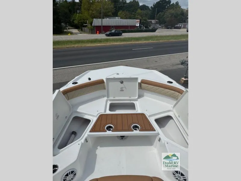 Slide: The Image of Hybrid 211 2025 - 16