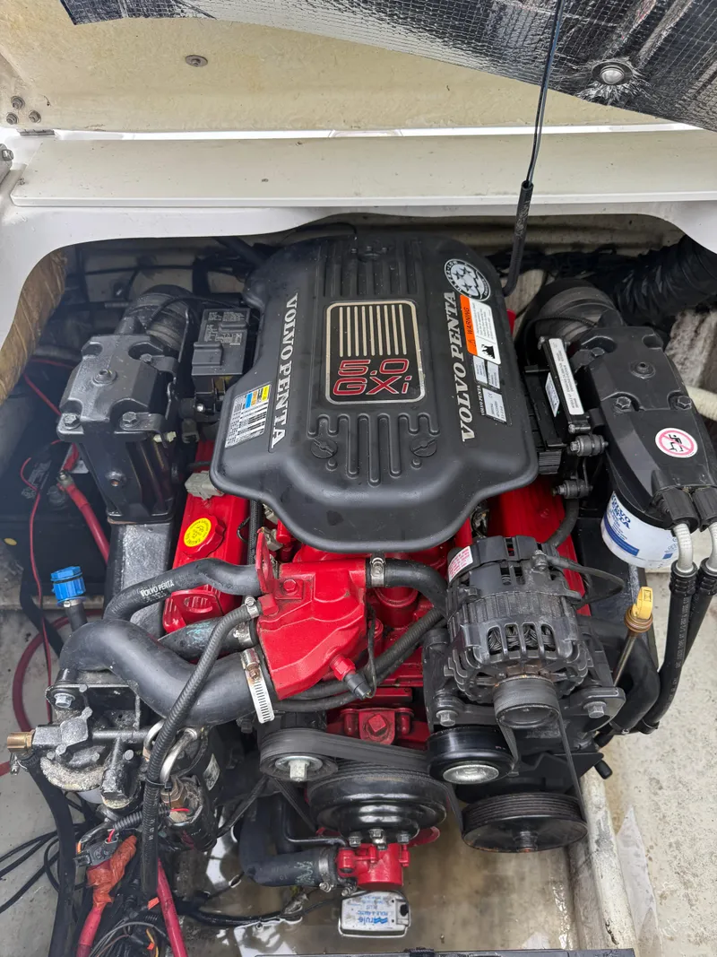 Slide: The Image of Engine of 2007 Four Winns 224 Funship boat, featuring Volvo Penta 5.7 GXI. - 23