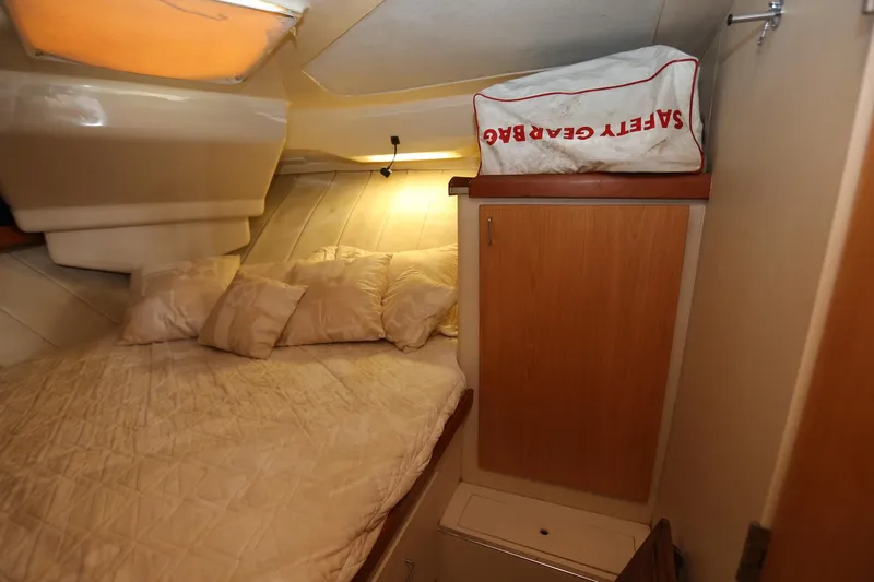 Slide: The Image of Mainship 34 Motor Yacht 1997 - 66