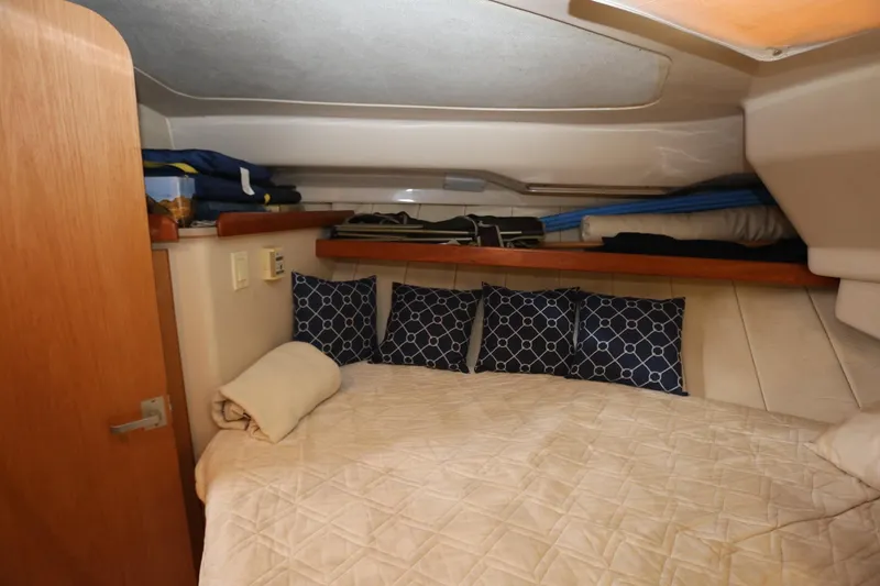 Slide: The Image of Mainship 34 Motor Yacht 1997 - 67