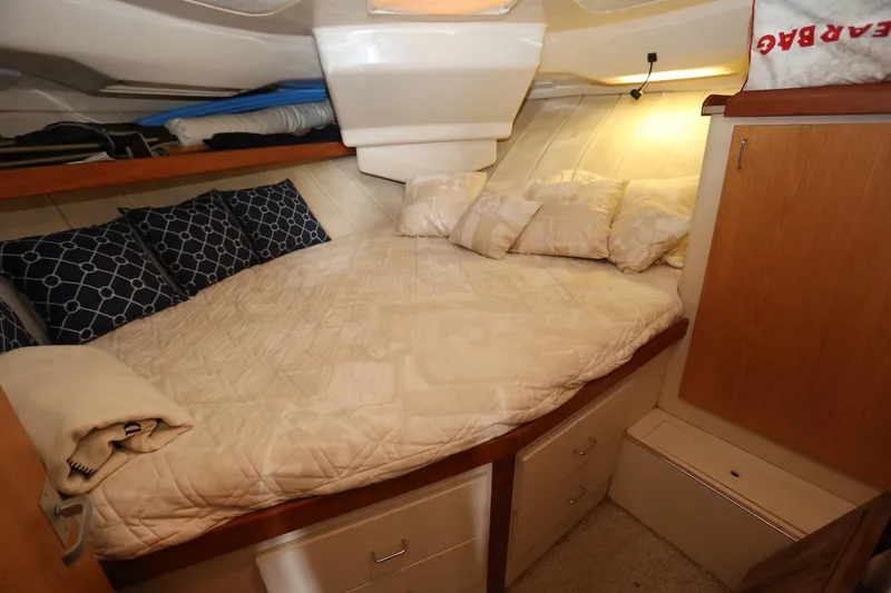 Slide: The Image of Mainship 34 Motor Yacht 1997 - 68