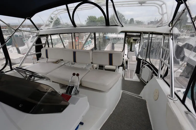 Slide: The Image of Mainship 34 Motor Yacht 1997 - 93