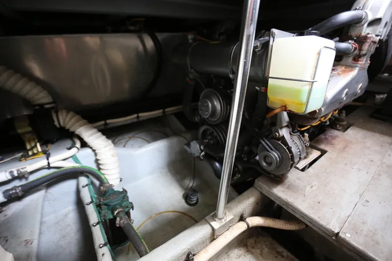 Slide: The Image of Mainship 34 Motor Yacht 1997 - 97