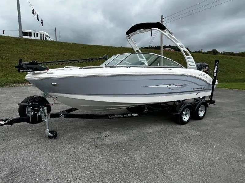 Slide: The Image of Chaparral 21 SSi Ski & Fish 2025 - 21