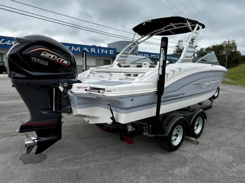 Slide: The Image of Chaparral 21 SSi Ski & Fish 2025 - 59