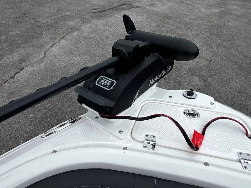 Slide: The Image of Chaparral 21 SSi Ski & Fish 2025 - 72