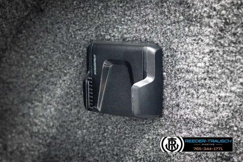 Slide: The Image of 2025 Lund 1650 Rebel XL SS interior detail with mounted accessory. - 21