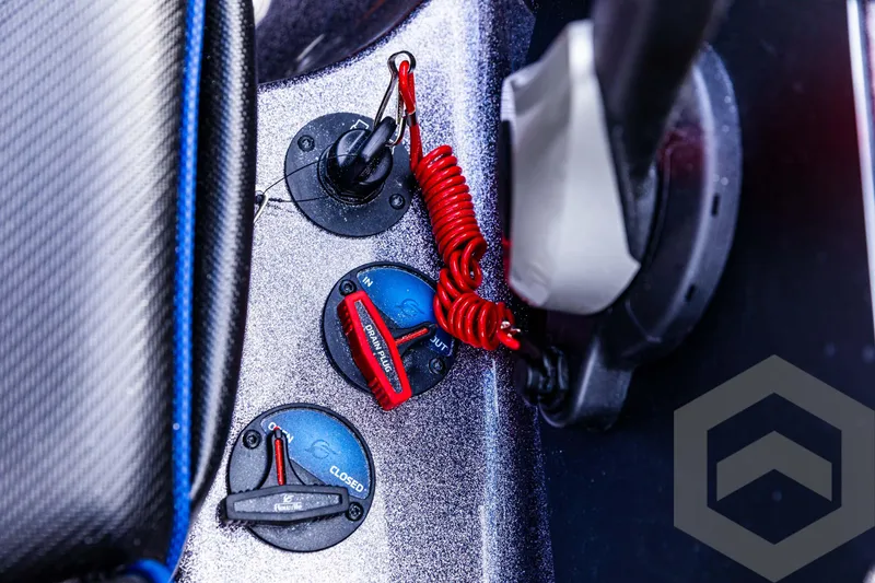 Slide: The Image of Skeeter 150 Zx 2025 - 61