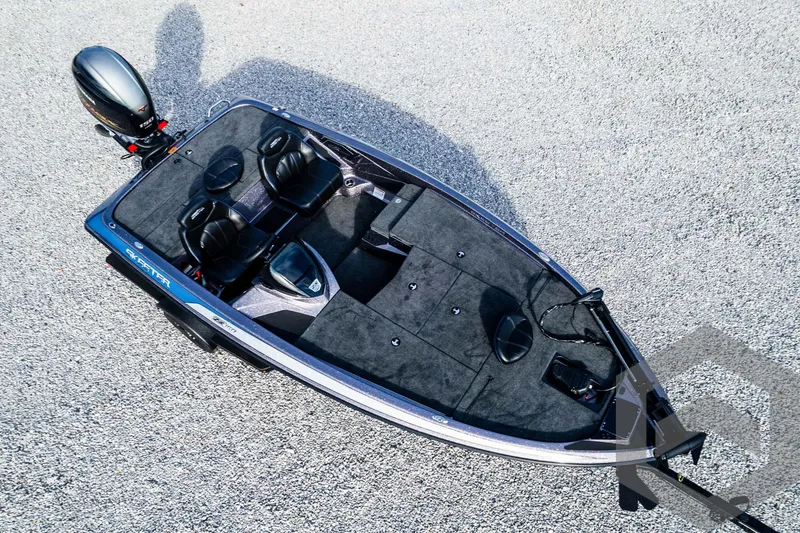 Slide: The Image of Skeeter 150 Zx 2025 - 79