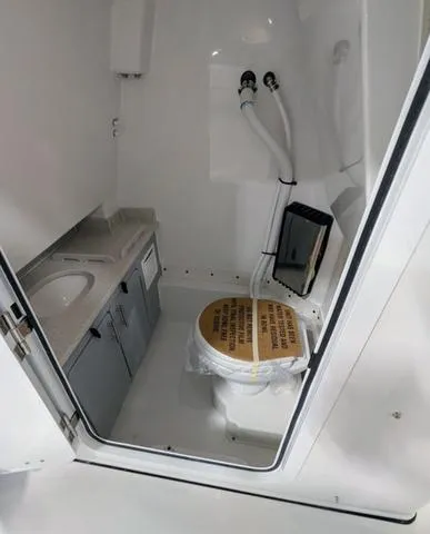 Slide: The Image of Stingray 253CC 2025 - 59