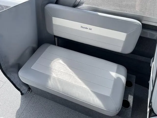 Slide: The Image of Thunder Jet 210 Luxor Limited 2025 - 25