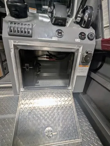 Slide: The Image of Thunder Jet Pilot 26' 2025 - 66