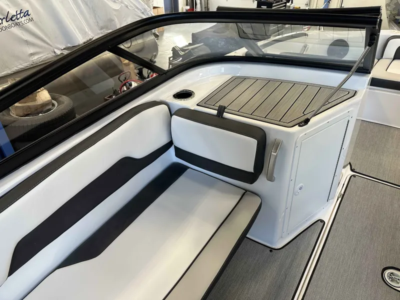 Slide: The Image of Yamaha AR195 2025 - 16