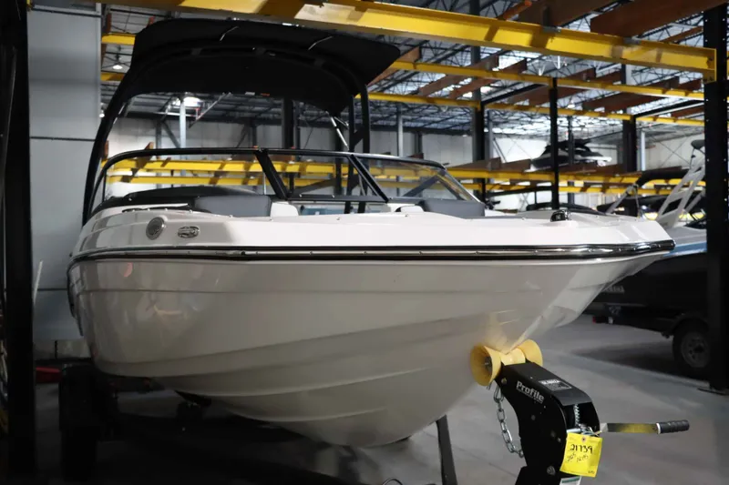 Slide: The Image of Yamaha AR195 2025 - 2