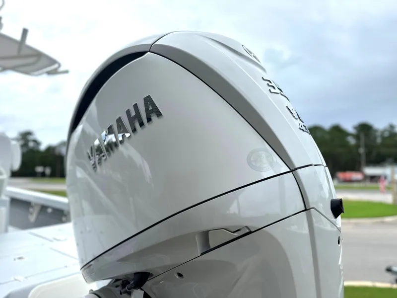 Slide: The Image of Yamaha outboard motor on 2025 Pathfinder 2600 HPS boat, close-up view. - 16