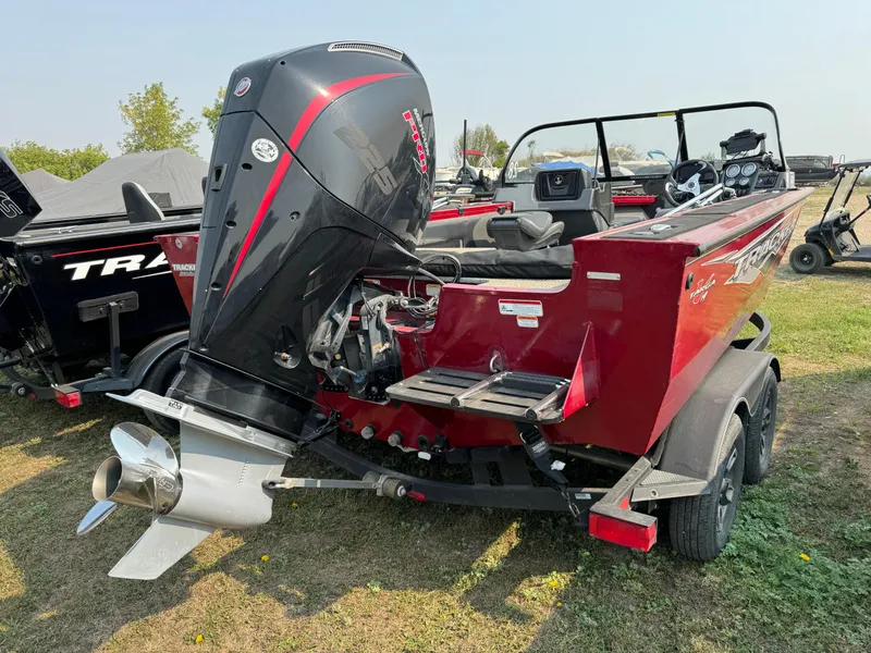 Slide: The Image of 2021 Tracker Targa V-19 Combo Tournament Edition boat with powerful outboard motor. - 3