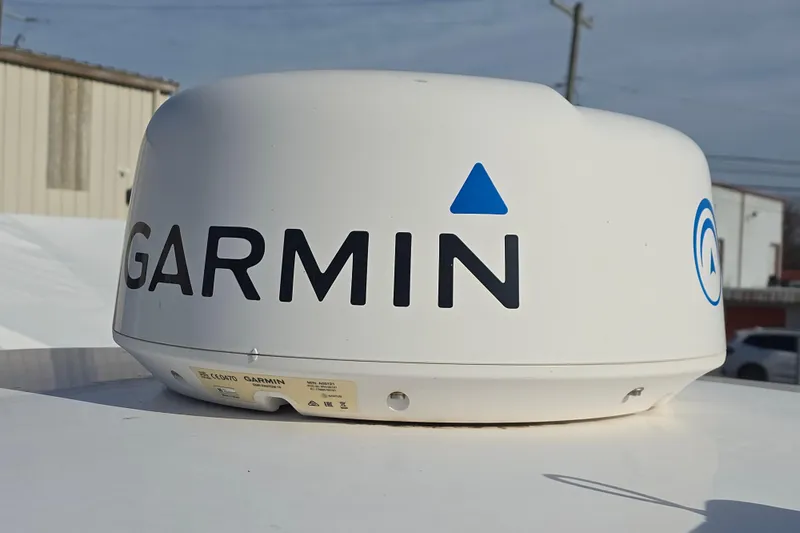 Slide: The Image of Garmin radar on 2018 Everglades 273 Center Console boat, outdoor setting. - 45