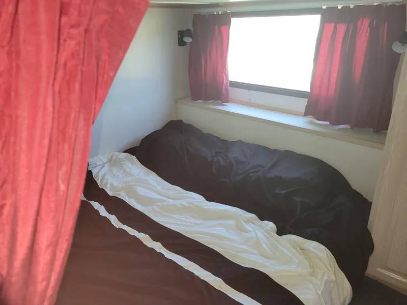 Slide: The Image of Fun Country VIP 65' Houseboat 1999 - 21