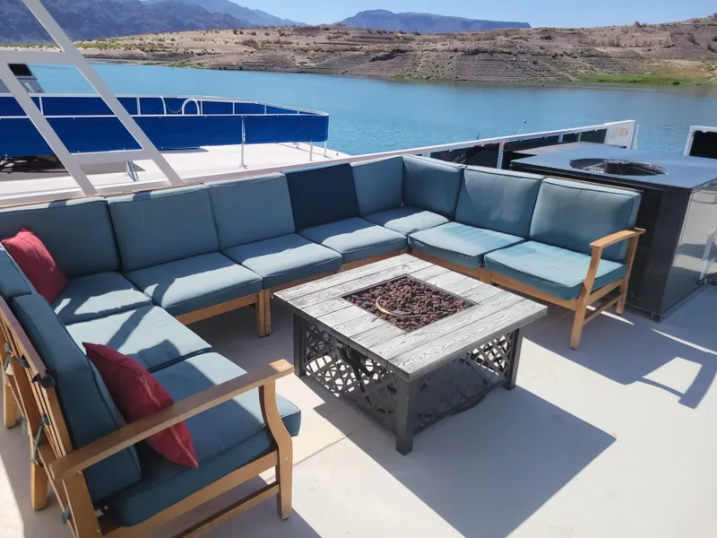 Slide: The Image of Fun Country VIP 65' Houseboat 1999 - 34