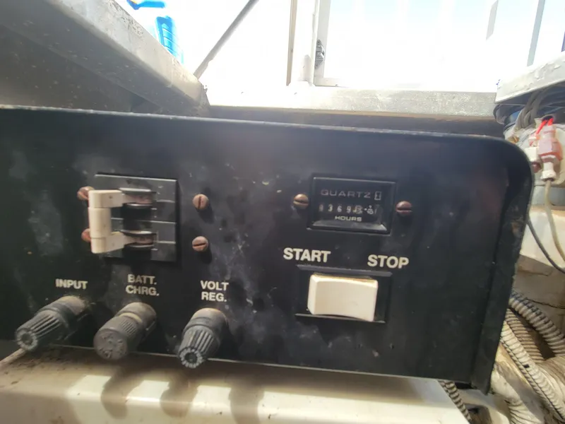 Slide: The Image of Fun Country VIP 65' Houseboat 1999 - 40