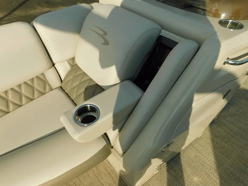 Slide: The Image of 2018 Bennington 25 R boat seat with cup holder and luxurious upholstery. - 14