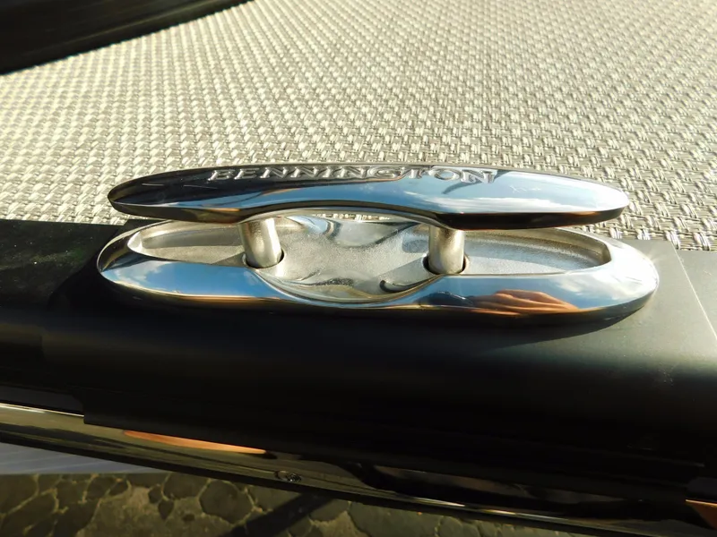 Slide: The Image of Chrome cleat on 2018 Bennington 25 R boat deck. - 3
