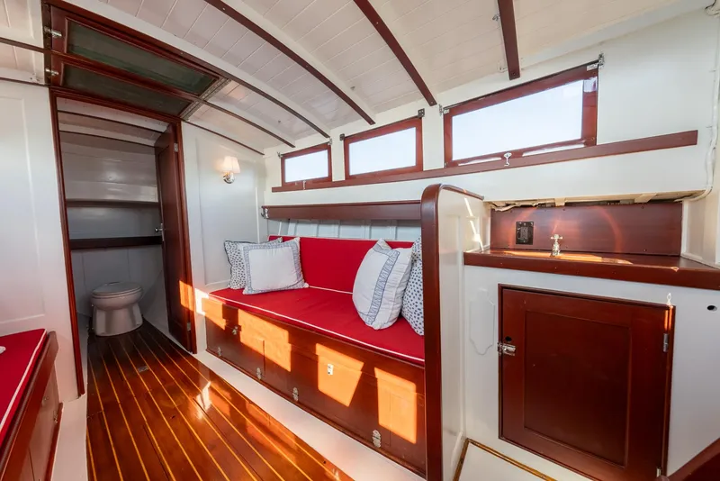 Slide: The Image of Galley Sink  - 11