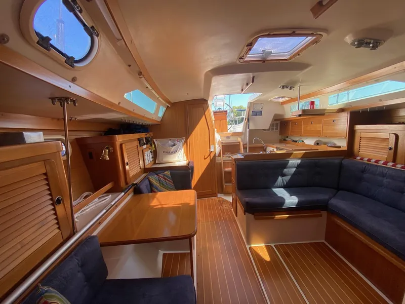 Slide: The Image of 2003 Catalina 36 MKII - Swellville - 34