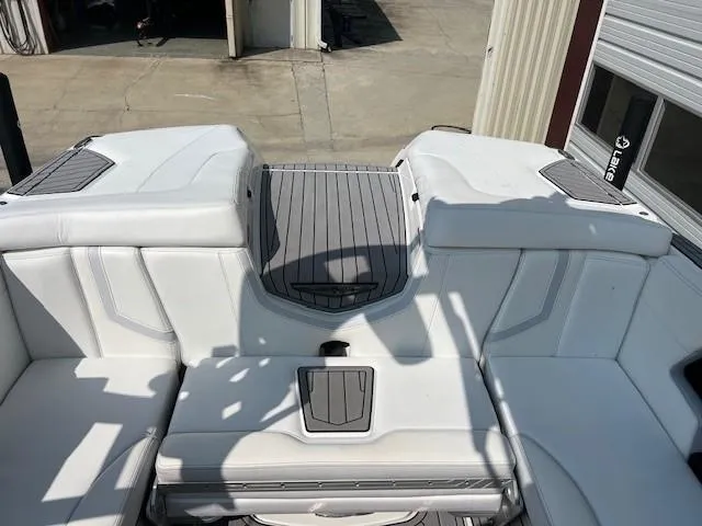 Slide: The Image of Nautique G23 2018 - 10