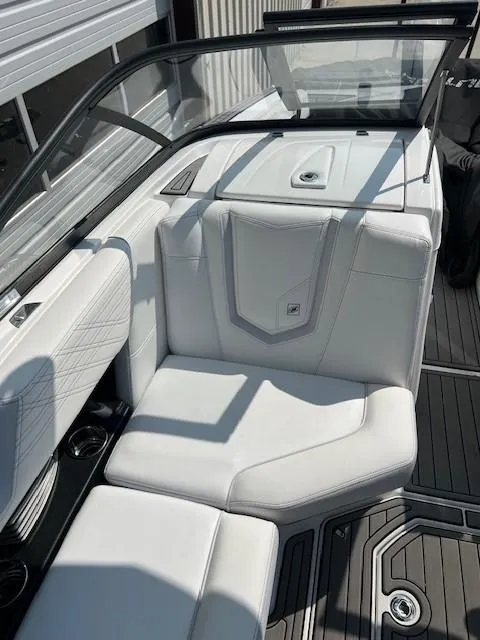 Slide: The Image of Nautique G23 2018 - 6