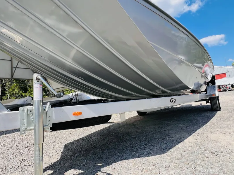 Slide: The Image of G3 Gator Tough 20CCJ DLX - IN STOCK 2025 - 15