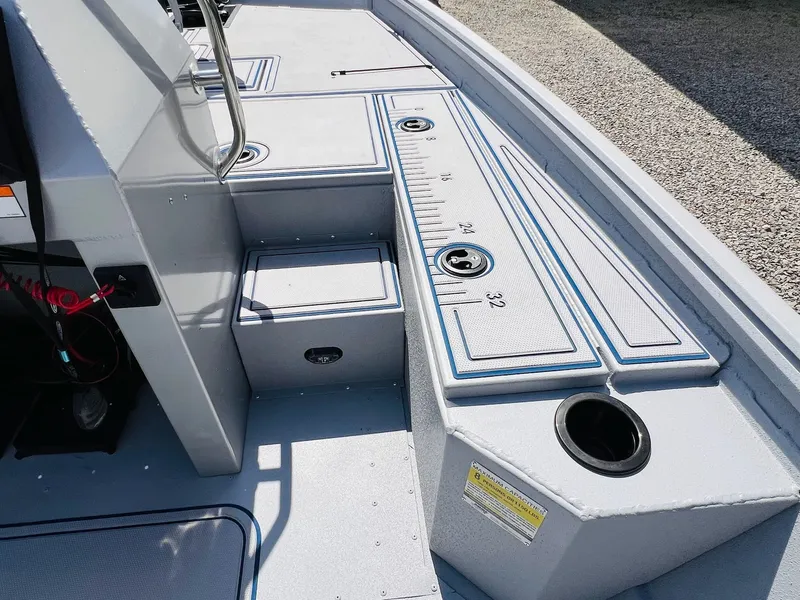 Slide: The Image of G3 Gator Tough 20CCJ DLX - IN STOCK 2025 - 19