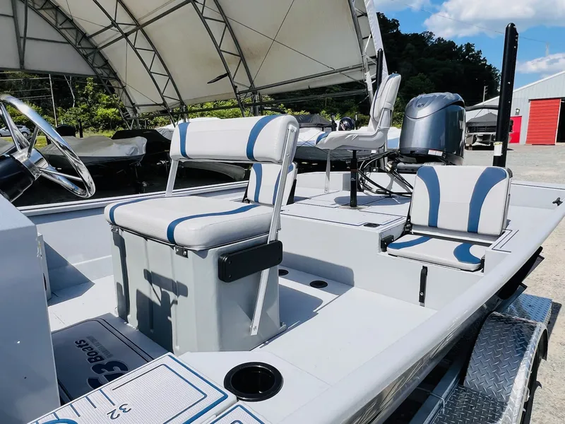 Slide: The Image of G3 Gator Tough 20CCJ DLX - IN STOCK 2025 - 22