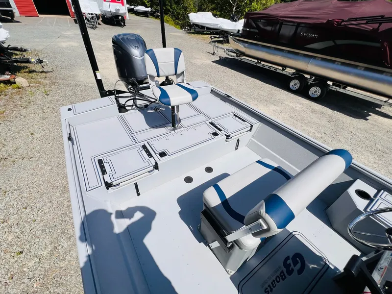 Slide: The Image of G3 Gator Tough 20CCJ DLX - IN STOCK 2025 - 30