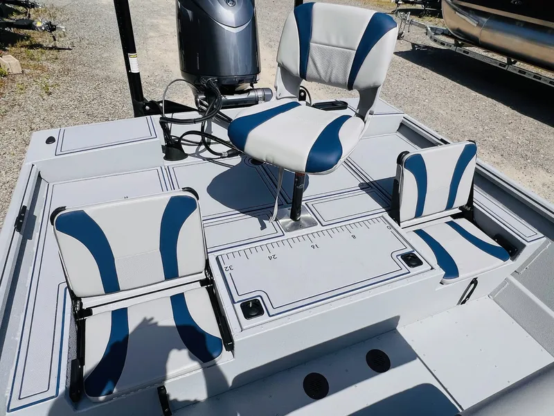 Slide: The Image of G3 Gator Tough 20CCJ DLX - IN STOCK 2025 - 33