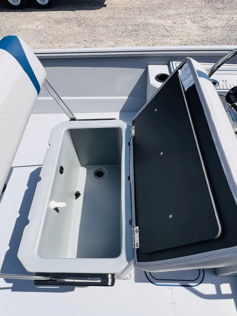 Slide: The Image of G3 Gator Tough 20CCJ DLX - IN STOCK 2025 - 35